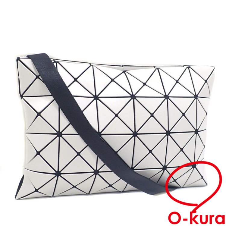 中古 バオバオイッセイミヤケ ショルダーバッグ レディース マットグレー 塩化ビニル樹脂ほか BB86-AG684 肩掛け 斜め掛 中古】 バオバオイッセイミヤケ ショルダーバッグ レディース マット