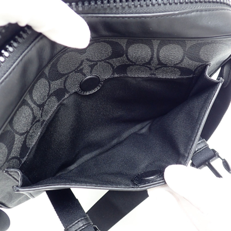 中古】 コーチ ショルダーバッグ シグネチャー トラッククロスボディ